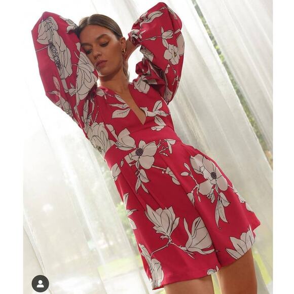 New Anthropologie Natalia Mazzei Zubillaga NMZ Deep-V Floral Romper $228 Pink S